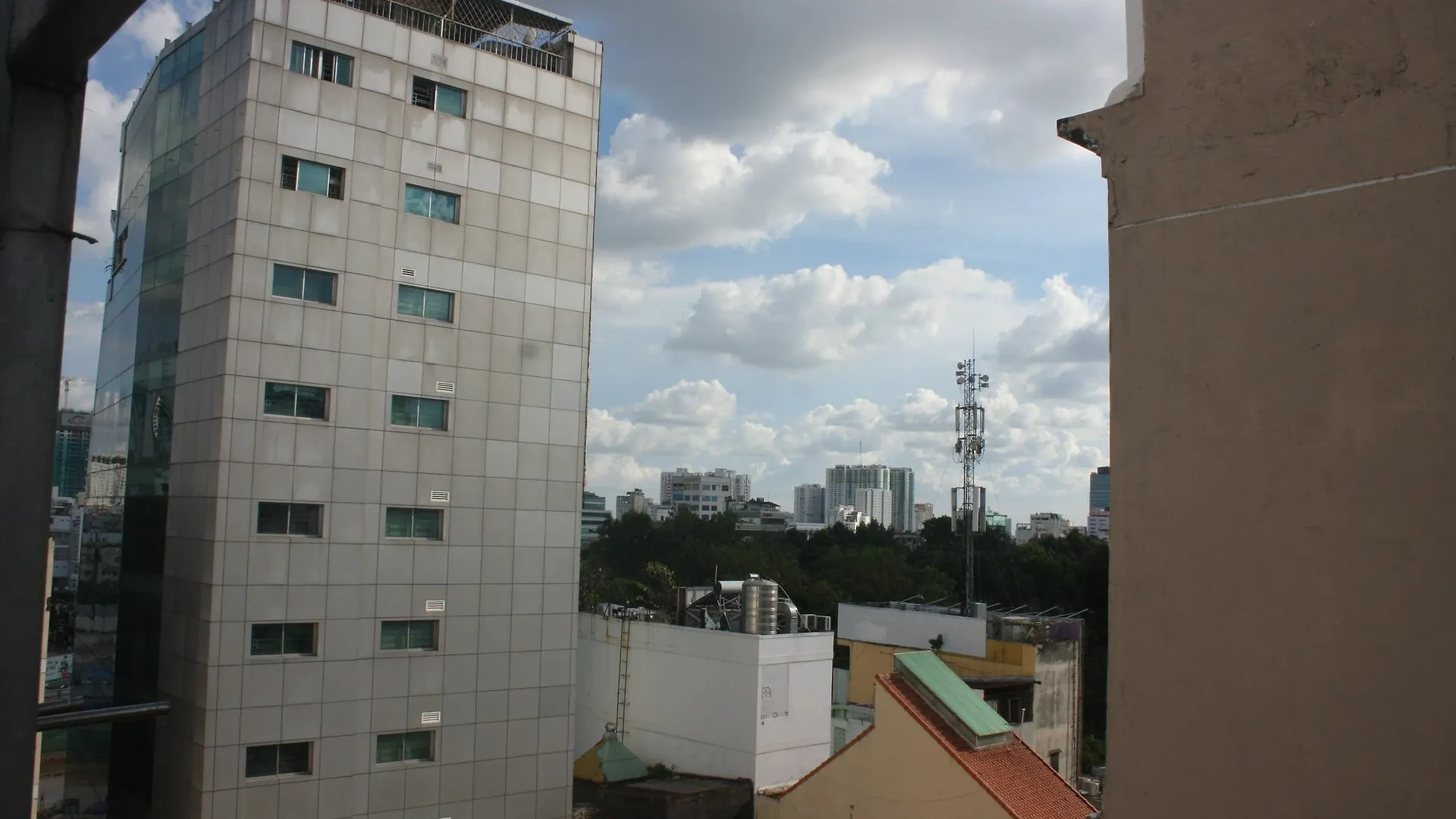 Mays Hotel- Ben Thanh Ho Chi Minh City Hotel